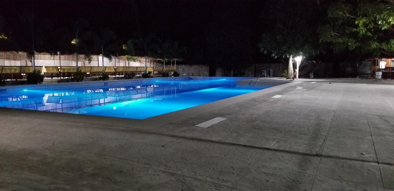 Buenavista Family Inn Tagudin Esterno foto