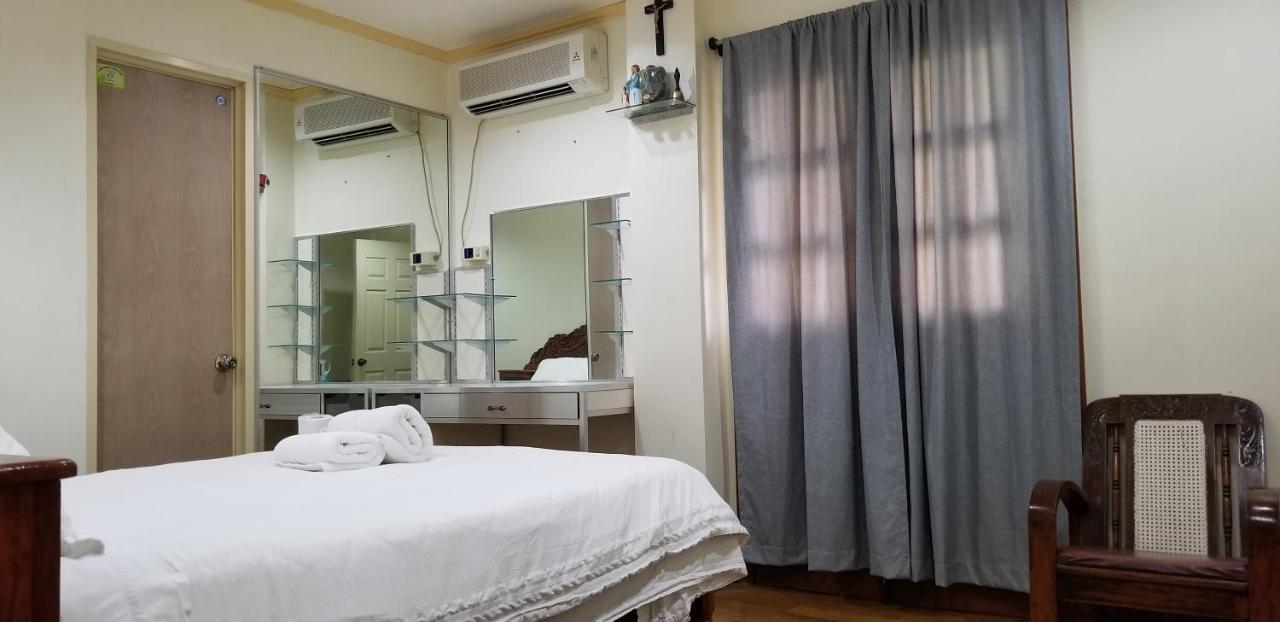 Buenavista Family Inn Tagudin Esterno foto